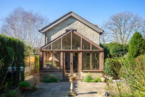 Garden/Side- click for photo gallery